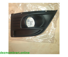 Citroen C4 Picasso 2006-2013 Bara fata Grila de ceata cu orificiu pentru lampa de ceata  stanga