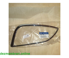 HYUNDAI  ix35OE 865822Y000  RAMA CROM GRILA PROIECTOR DR.